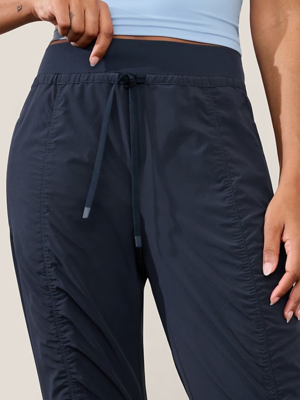 Athleta Attitude Pant Women’s 4 Tall Navy Rouched Drawstring Jogger
